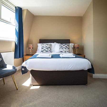 Sleepy Puffin Guest House Tenby Bagian luar foto