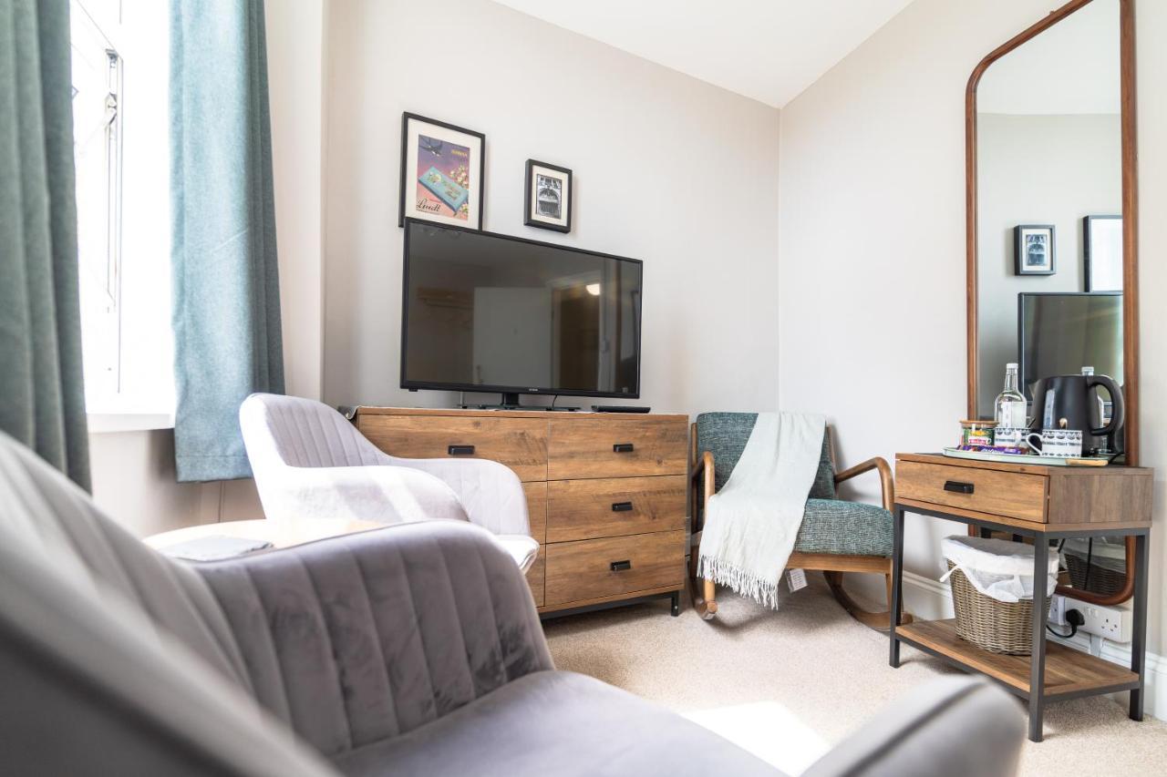 Sleepy Puffin Guest House Tenby Bagian luar foto
