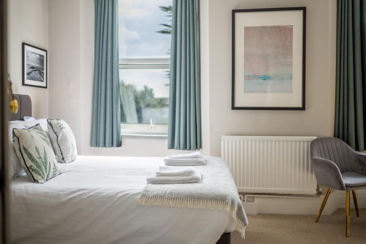 Sleepy Puffin Guest House Tenby Bagian luar foto