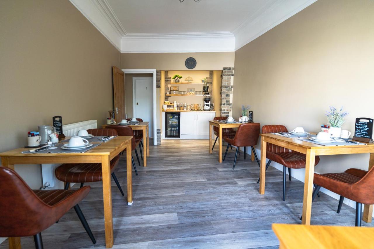 Sleepy Puffin Guest House Tenby Bagian luar foto